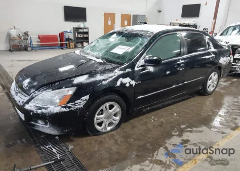 2007 Honda Accord 2.4 Ex z USA, uszkodzony, nr VIN 1HGCM56797A090970